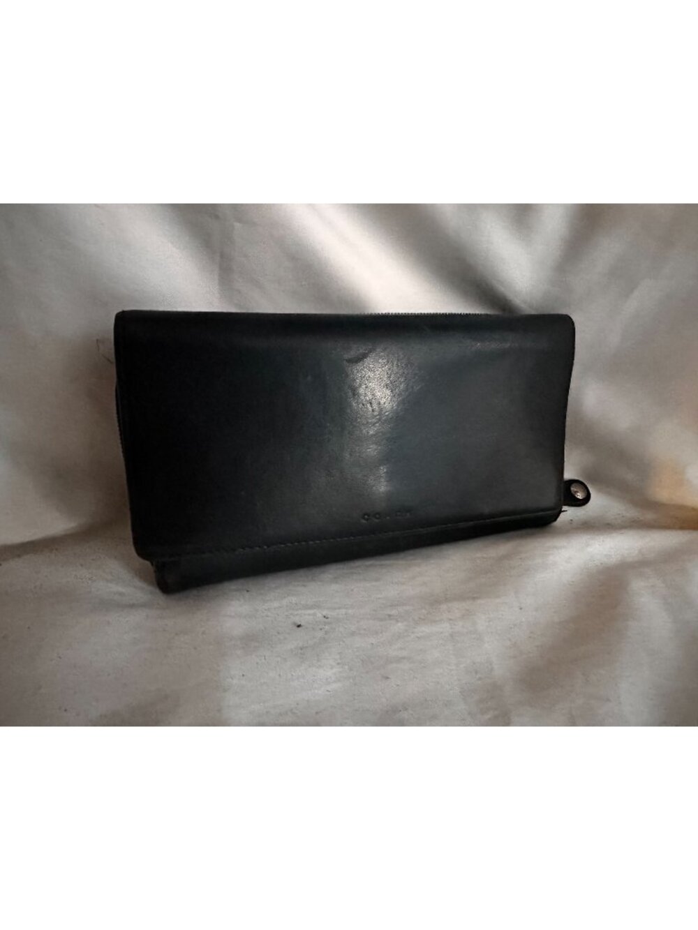 Coach Legacy Black Vintage Trifold leather Wallet With Checkbook Pocket Zip Arou